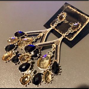 Bling Drop Chandelier Earrings Black/Gold